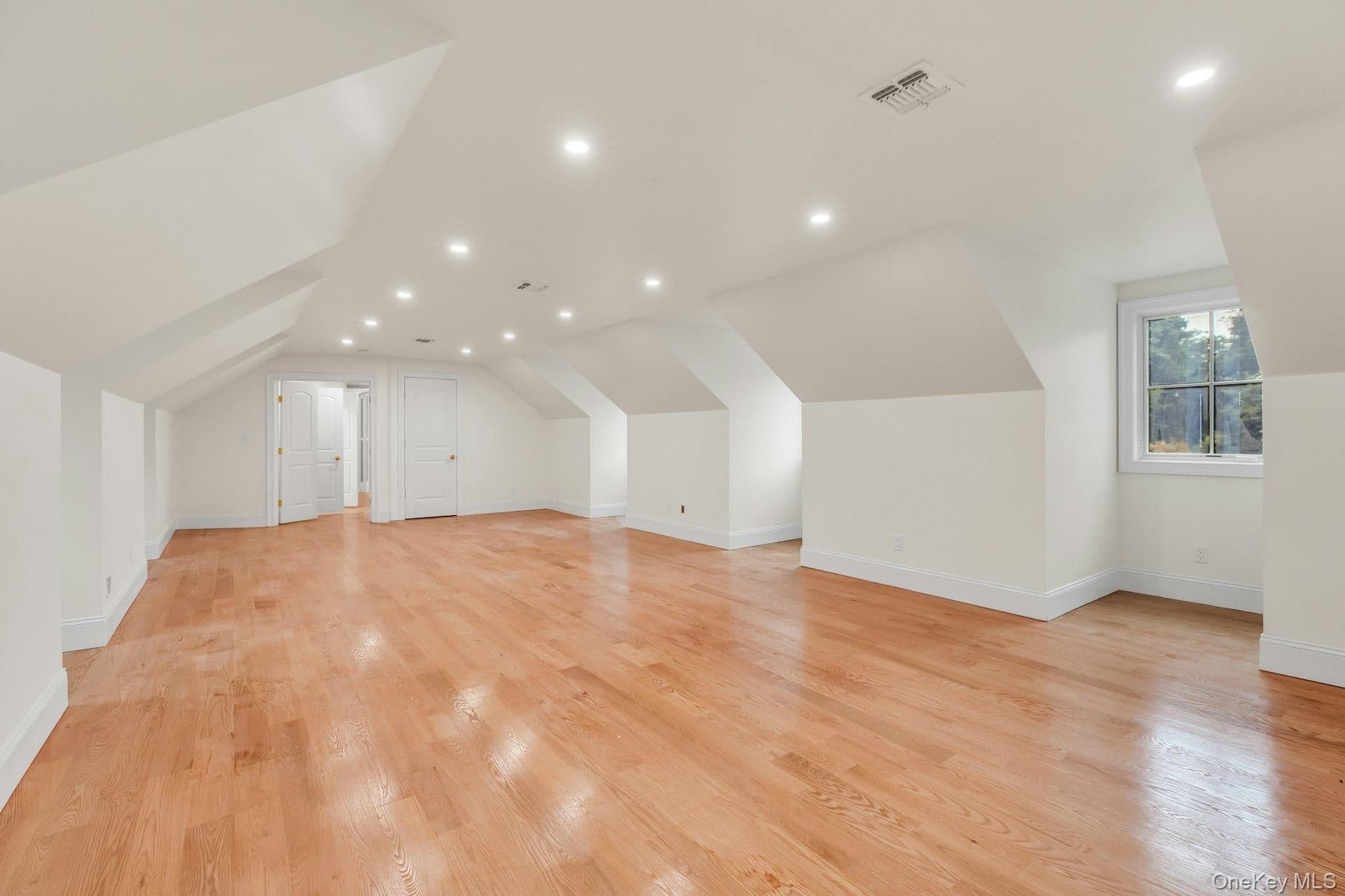 12 Saddle Ridge Road thumbnail 38