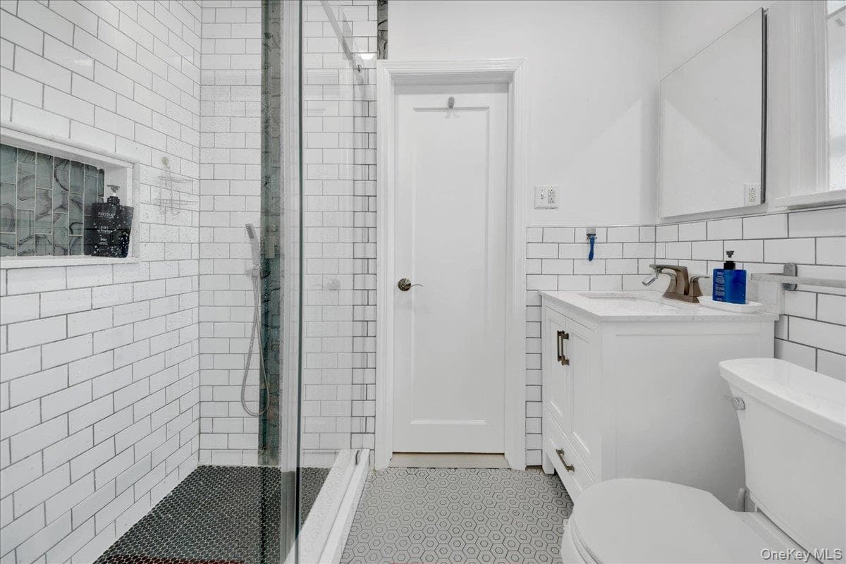 4784 Boston Post Road Unit: B43 thumbnail 13