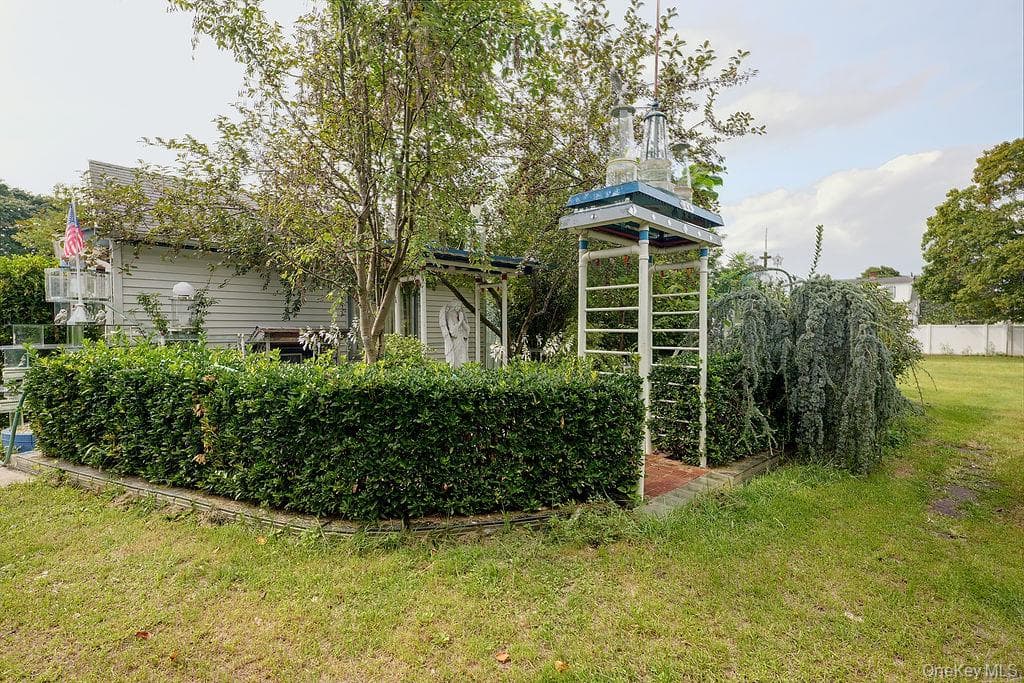 437 Moffitt Boulevard thumbnail 20