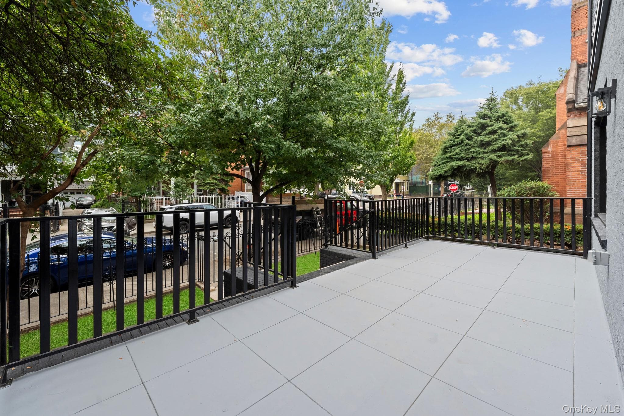 131 Arlington Avenue thumbnail 17