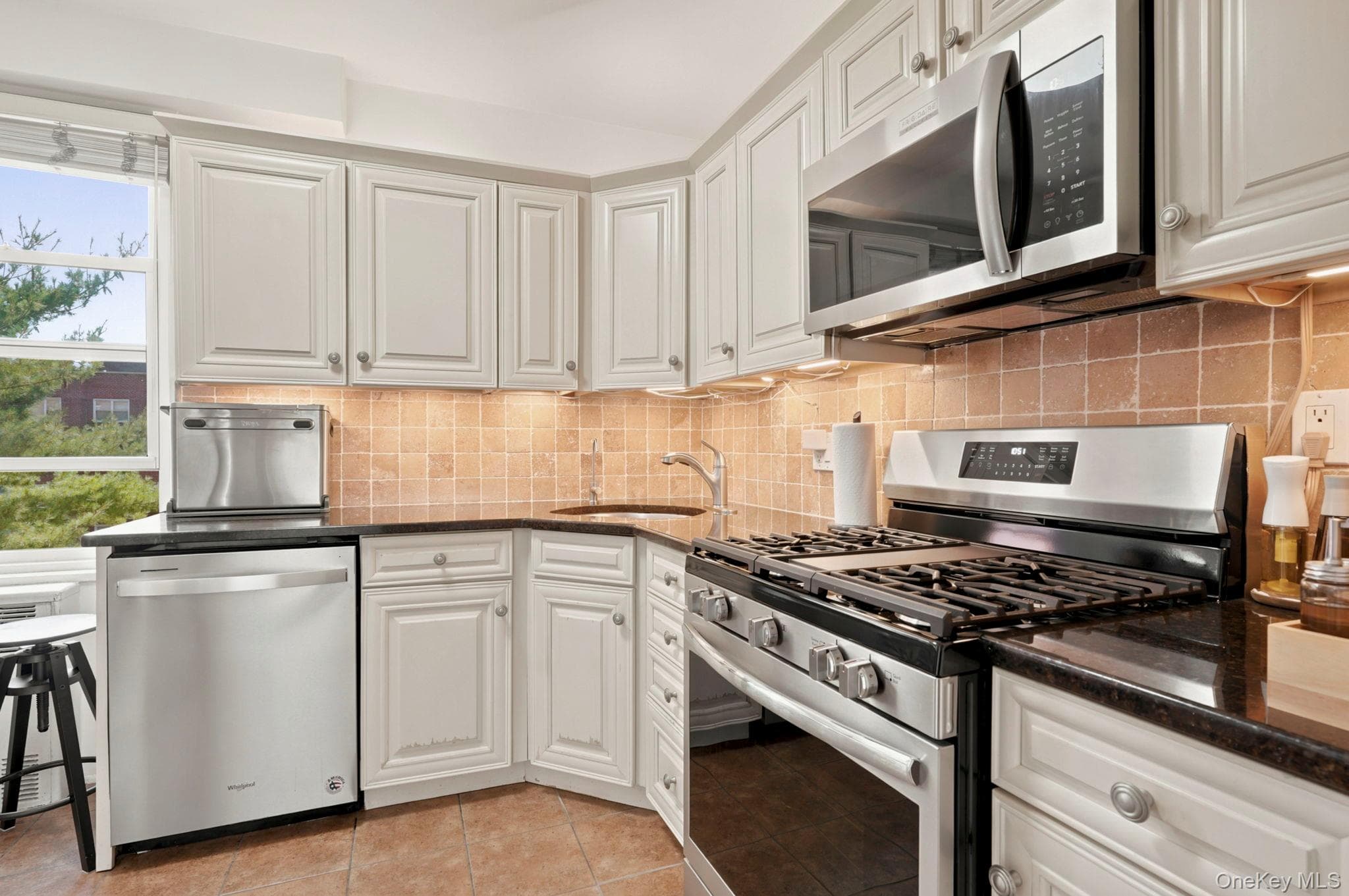 281 Garth Road Unit: B5H thumbnail 7