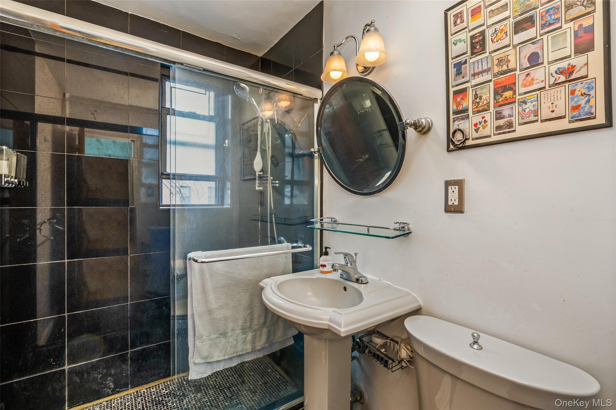65-30 108 Street St Unit: 2D thumbnail 4