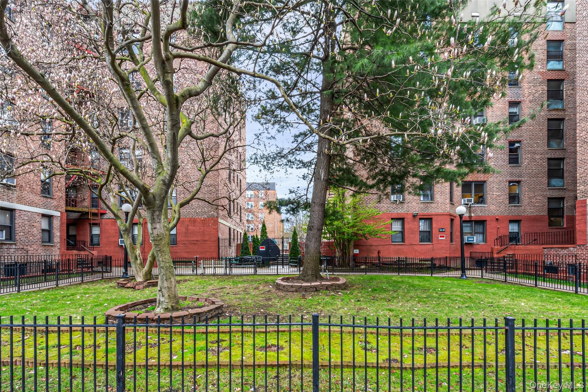 65-30 108 Street St Unit: 2D thumbnail 10