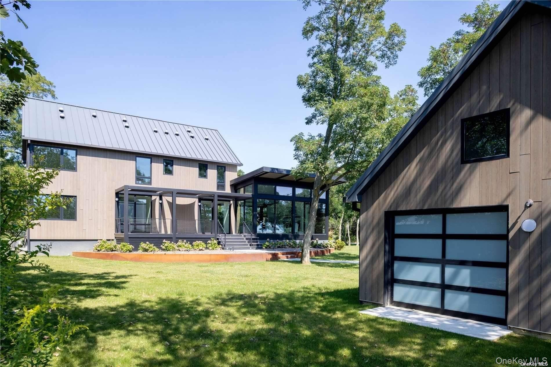 290 Windward Road thumbnail 3