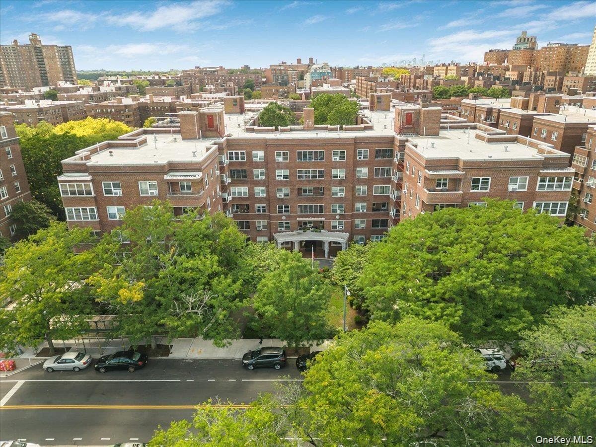 67-66 108th Street Unit: B31 thumbnail 3