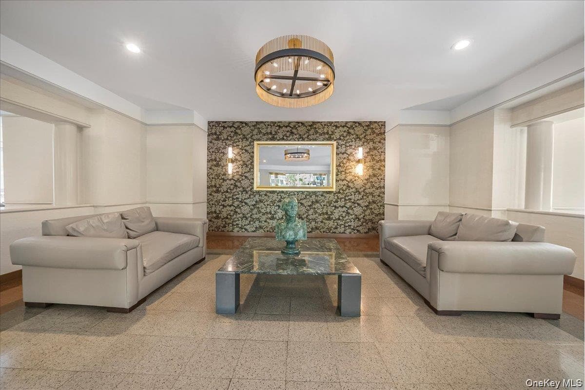 67-66 108th Street Unit: B31 thumbnail 32