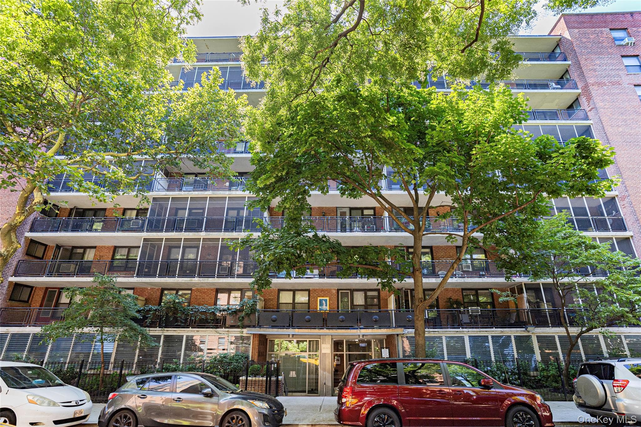 35-50 85 Street Unit: 7K, Jackson Heights