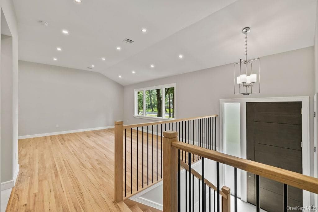 142 N Little Tor Road thumbnail 10