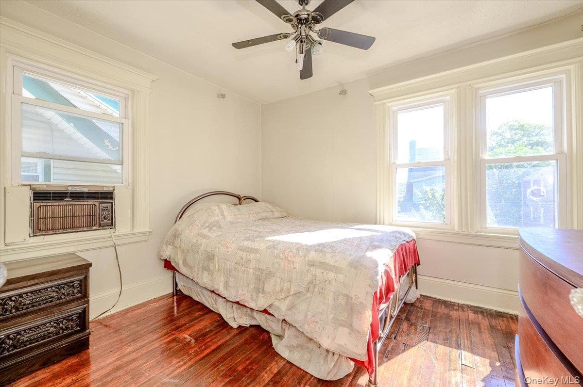 548 Davis Avenue thumbnail 13