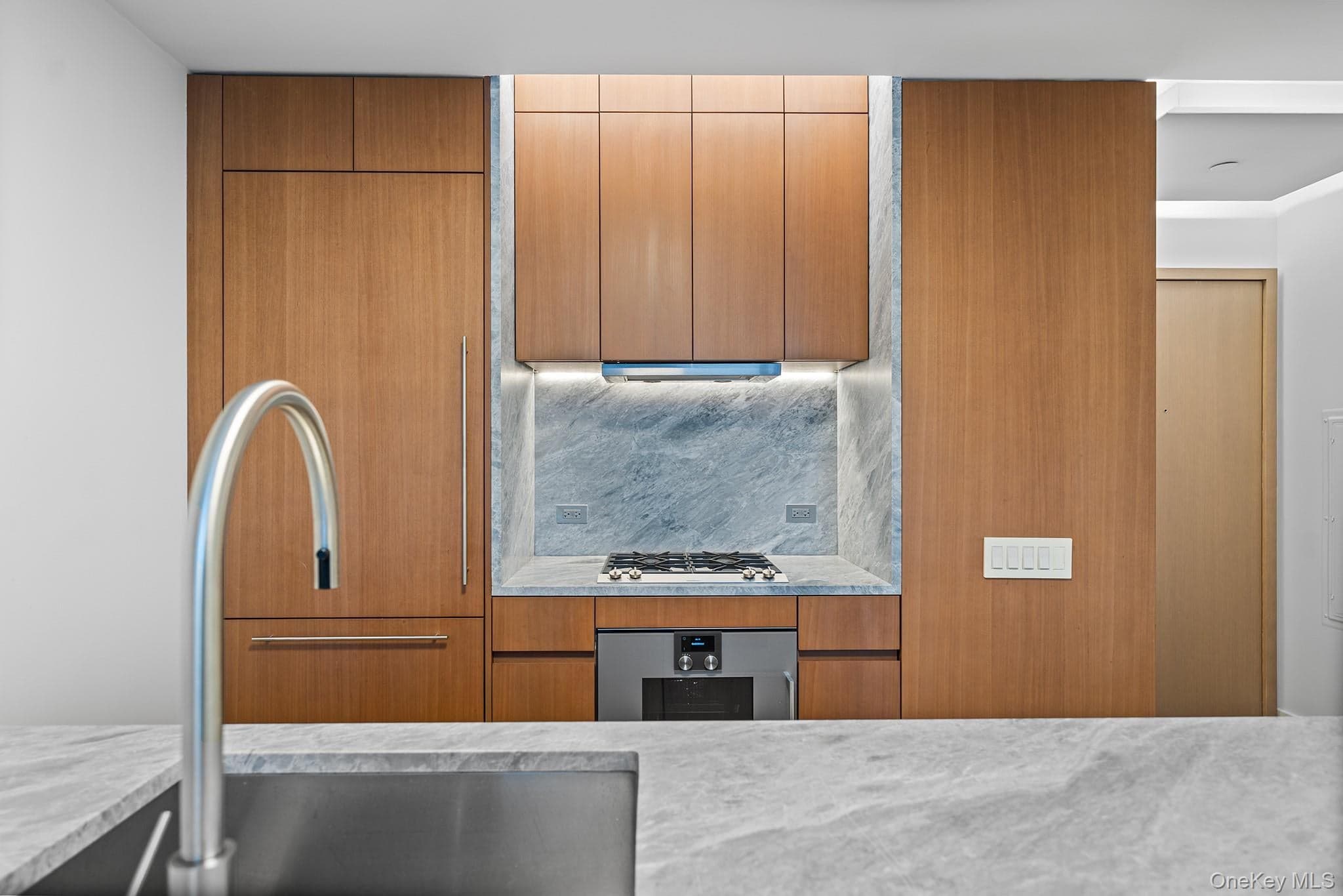 611 W 56th Street Unit: 6F thumbnail 2