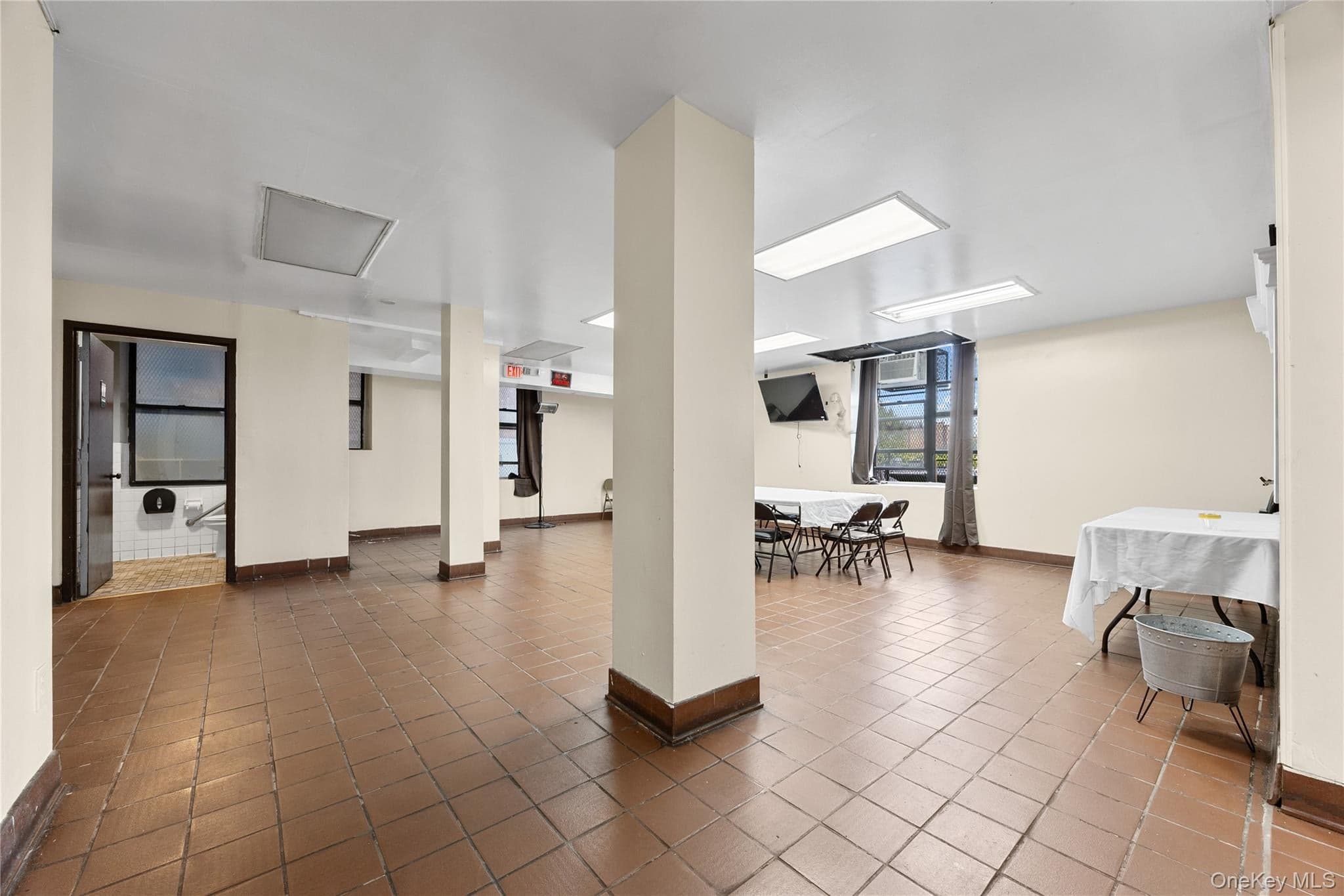1670 Longfellow Avenue Unit: 3J thumbnail 20