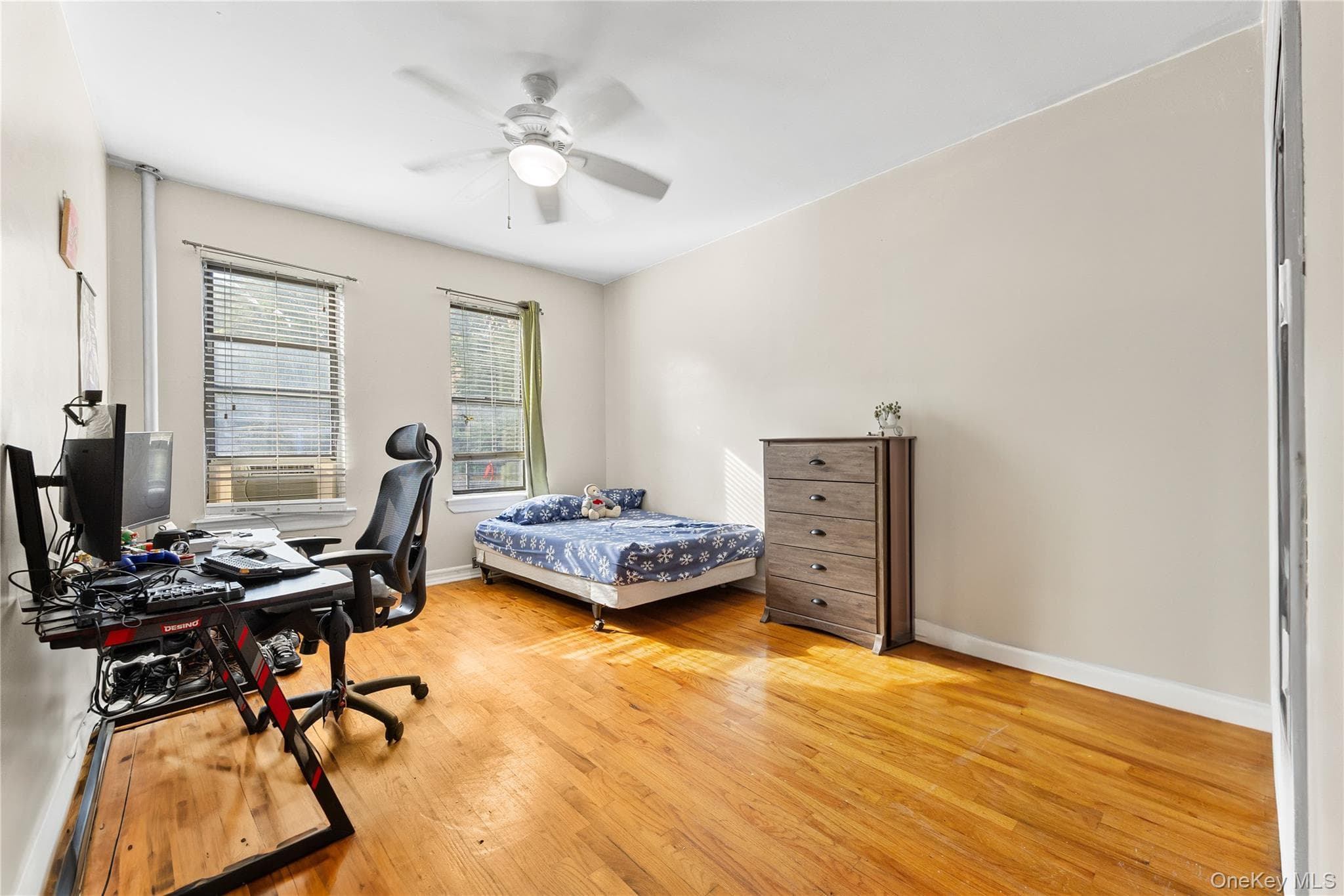 1670 Longfellow Avenue Unit: 3J thumbnail 9