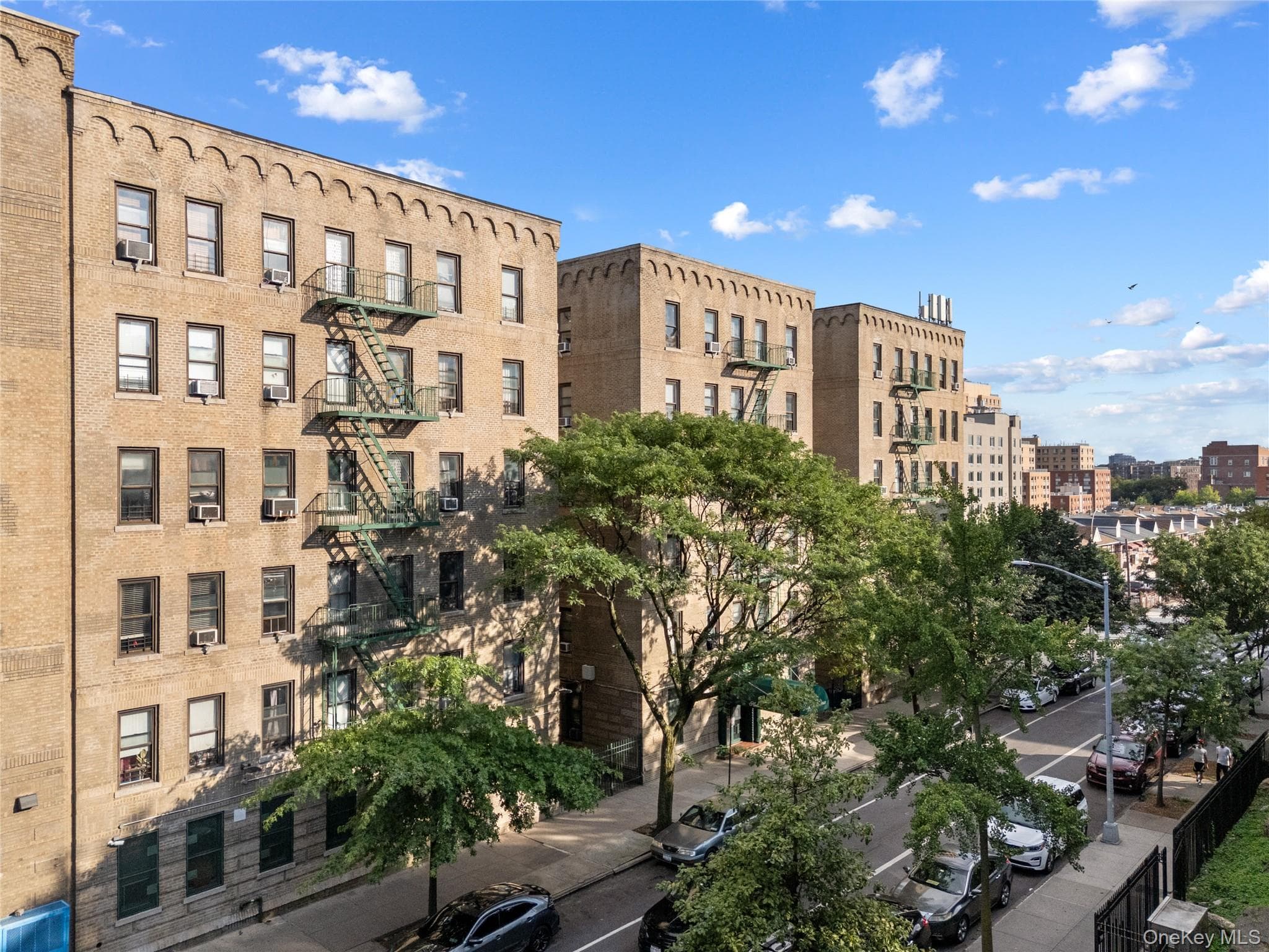 1670 Longfellow Avenue Unit: 3J thumbnail 2