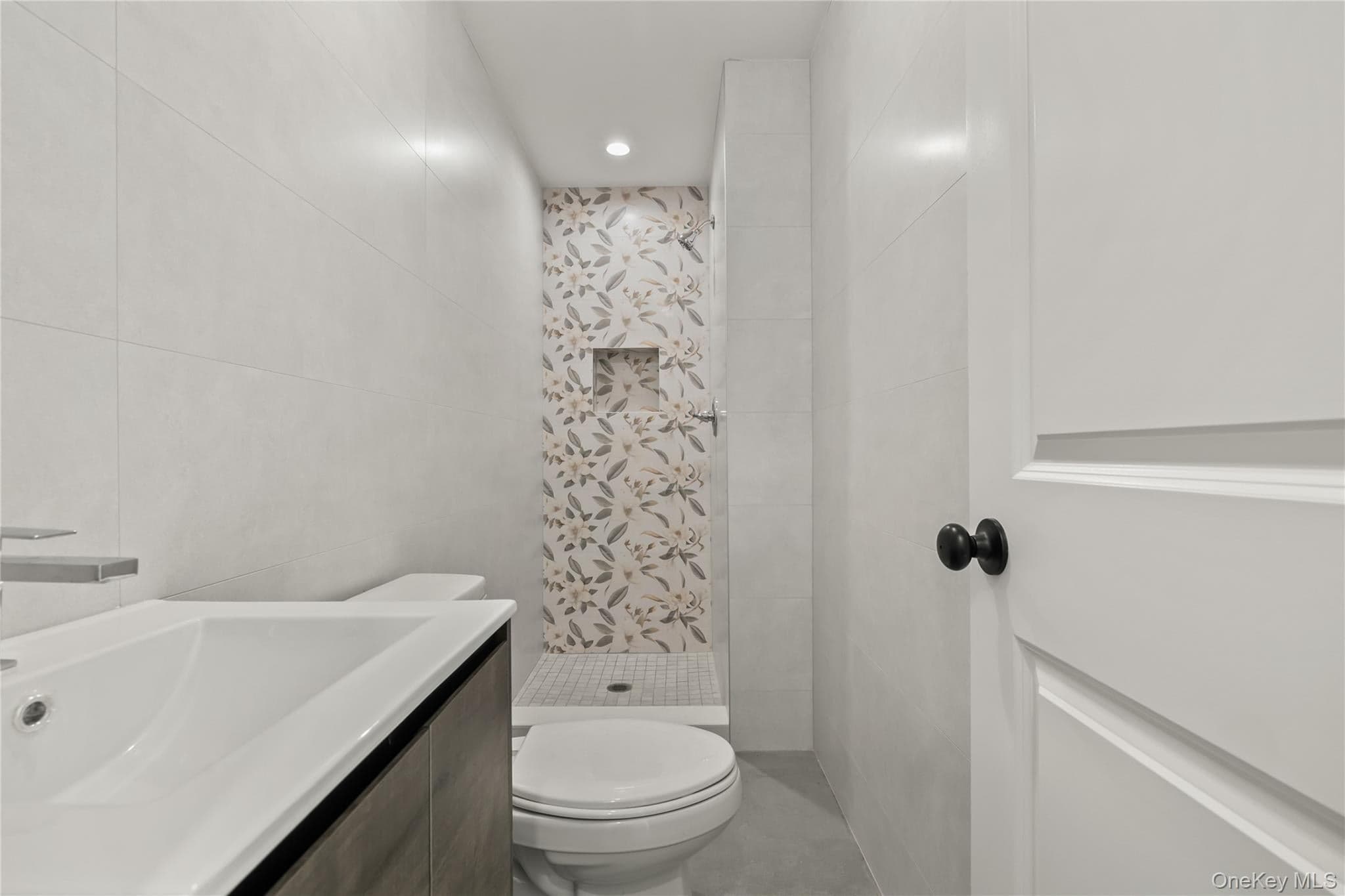 37 Ewing Avenue Unit: 202 thumbnail 41