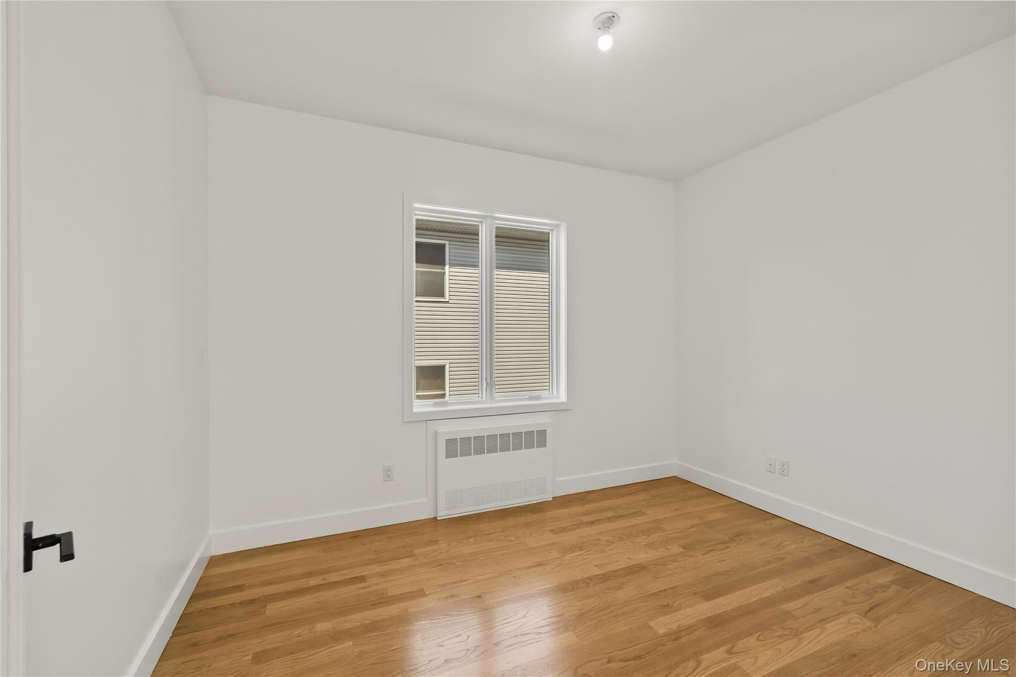 37 Ewing Avenue Unit: 202 thumbnail 18