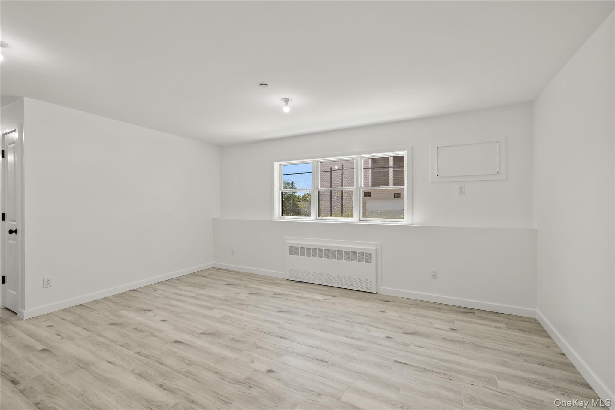 37 Ewing Avenue Unit: 202 thumbnail 40