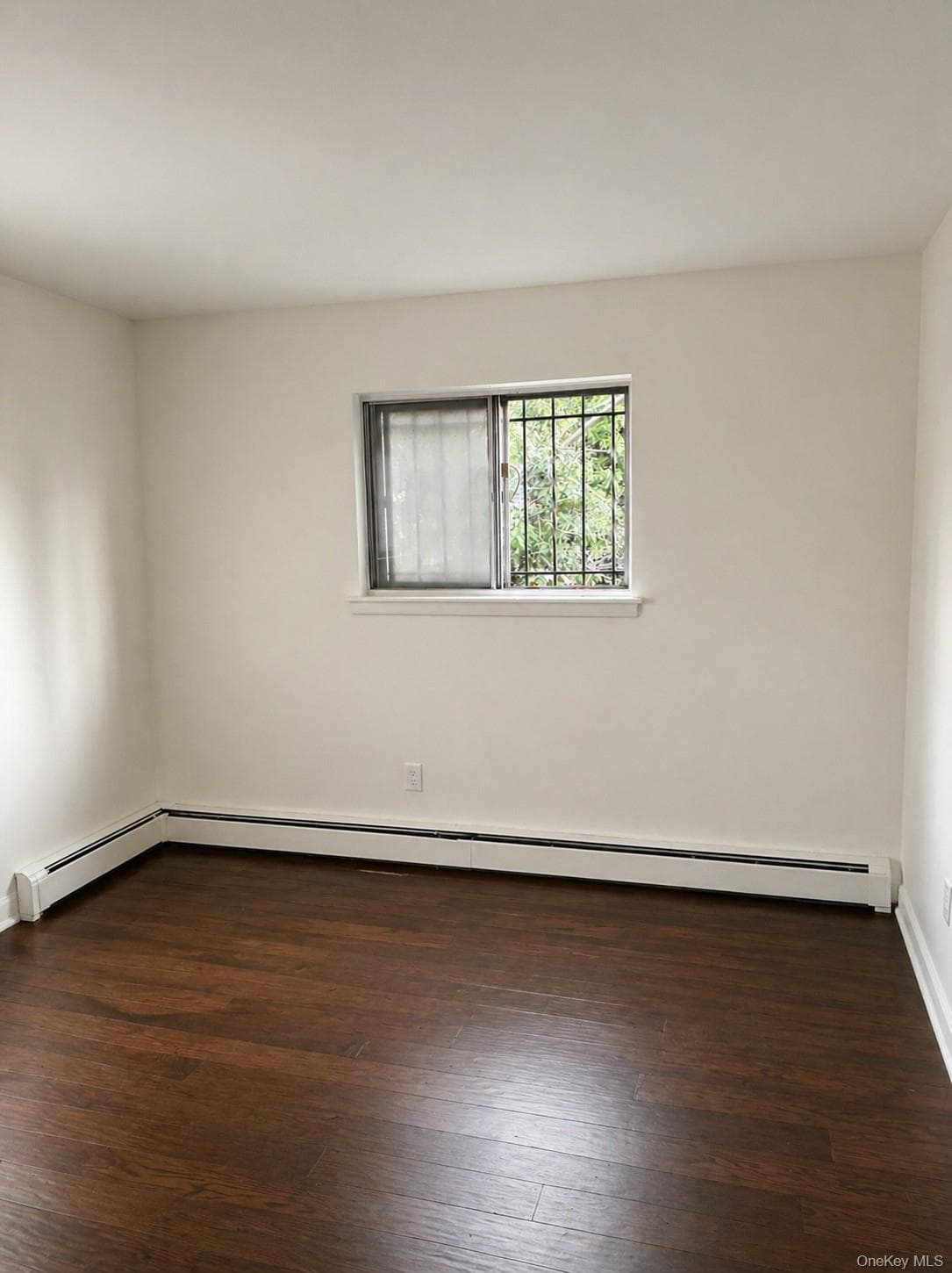 401 E 4th Street thumbnail 7