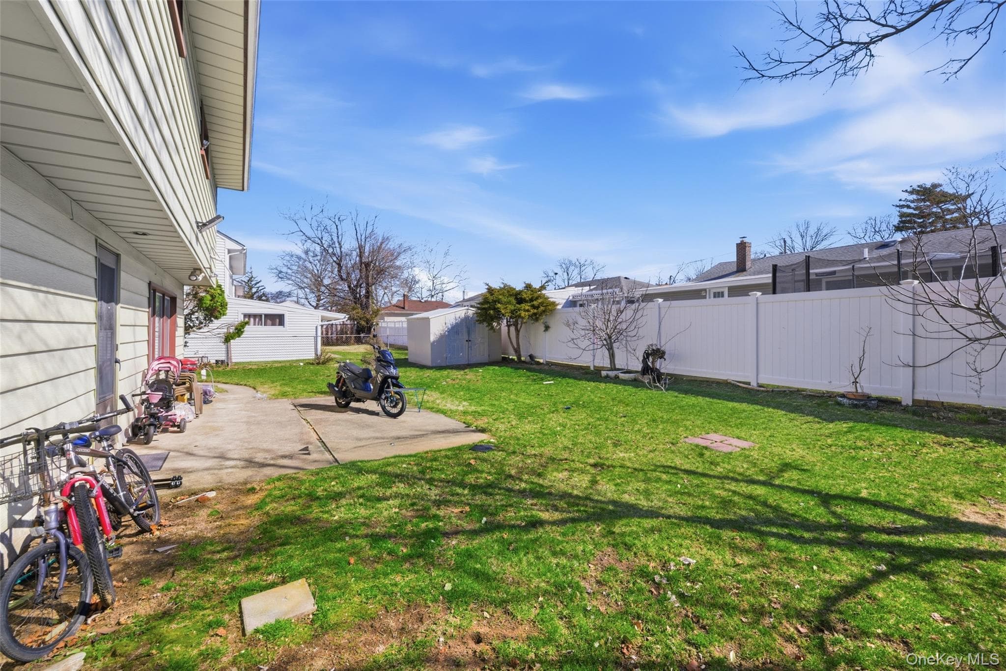 921 Edwards Boulevard thumbnail 22