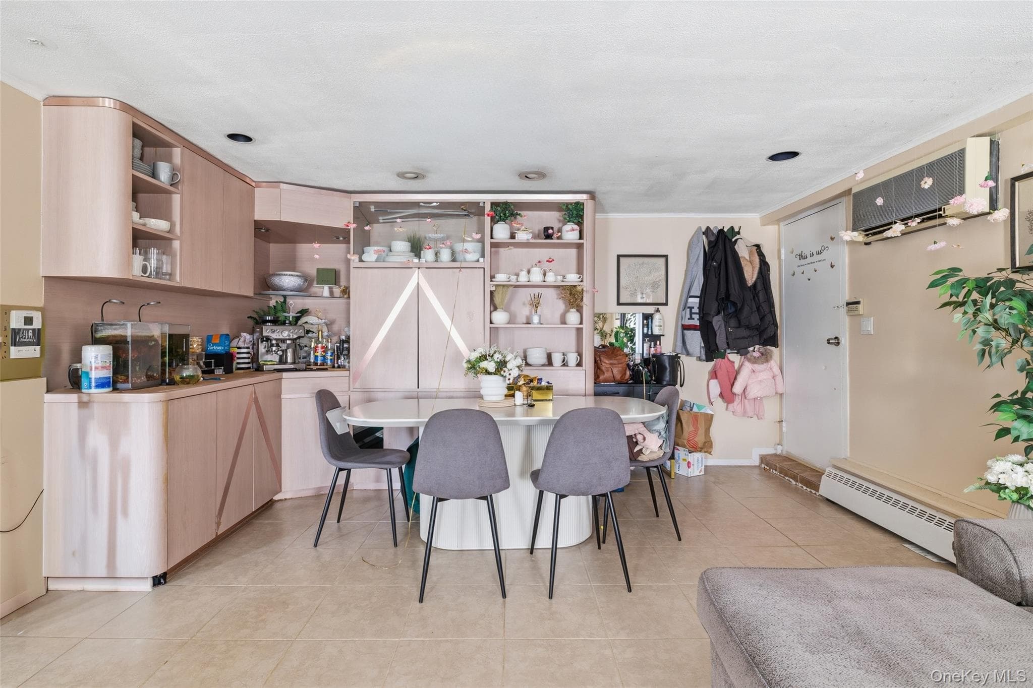 921 Edwards Boulevard thumbnail 19