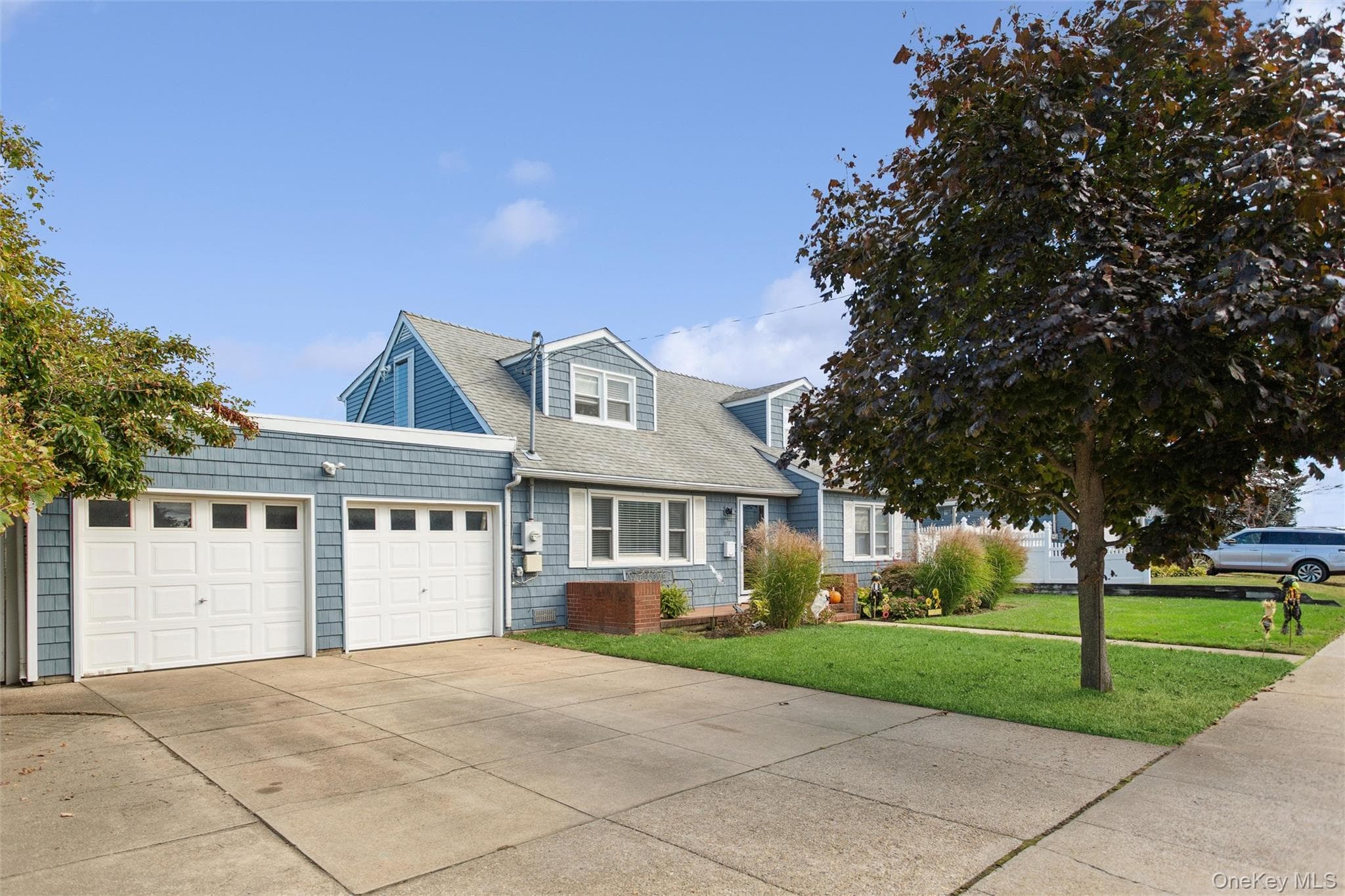 227 Sunset Avenue thumbnail 3