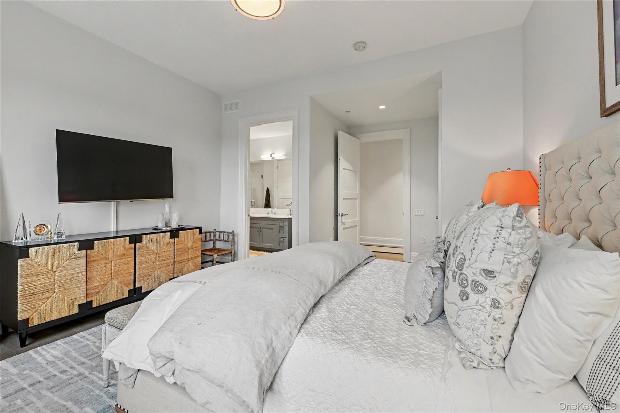 740 Davenport Avenue Unit: 1 thumbnail 29