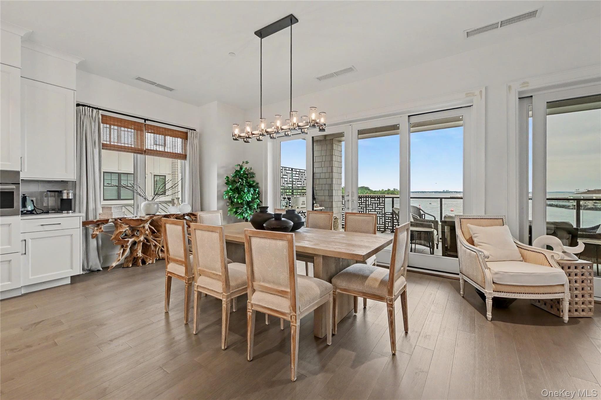 740 Davenport Avenue Unit: 1 thumbnail 13