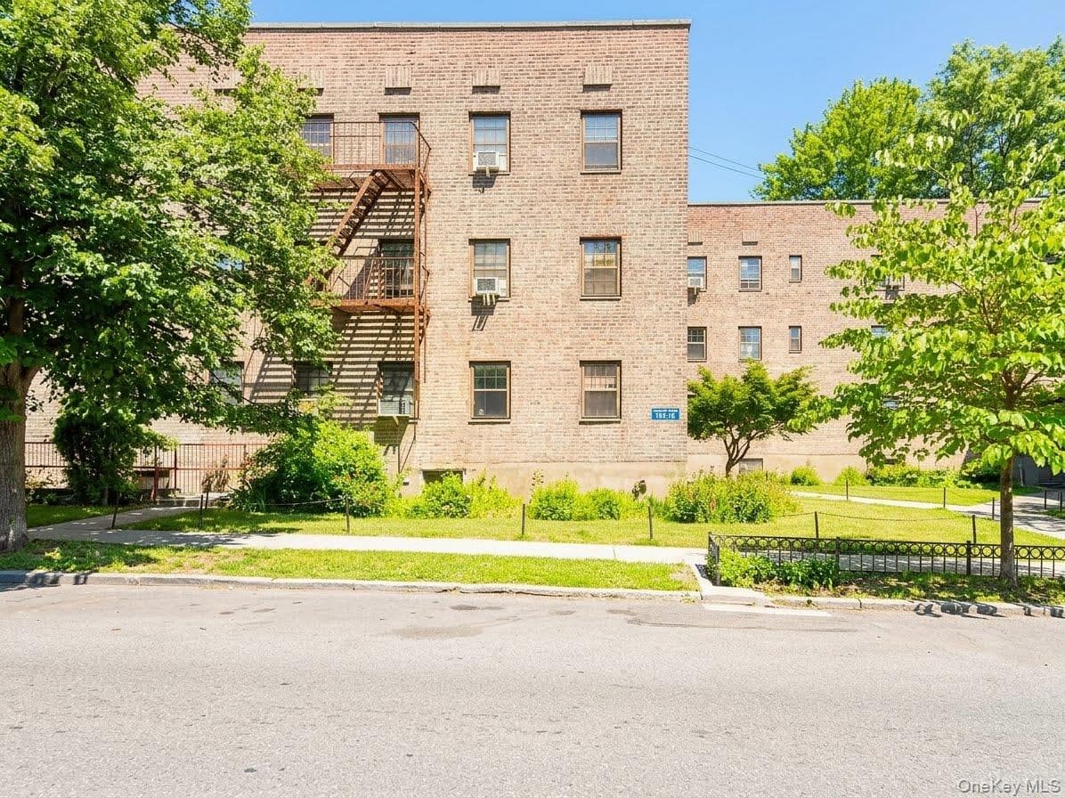 144-33 79th Avenue Unit: 3M thumbnail 9