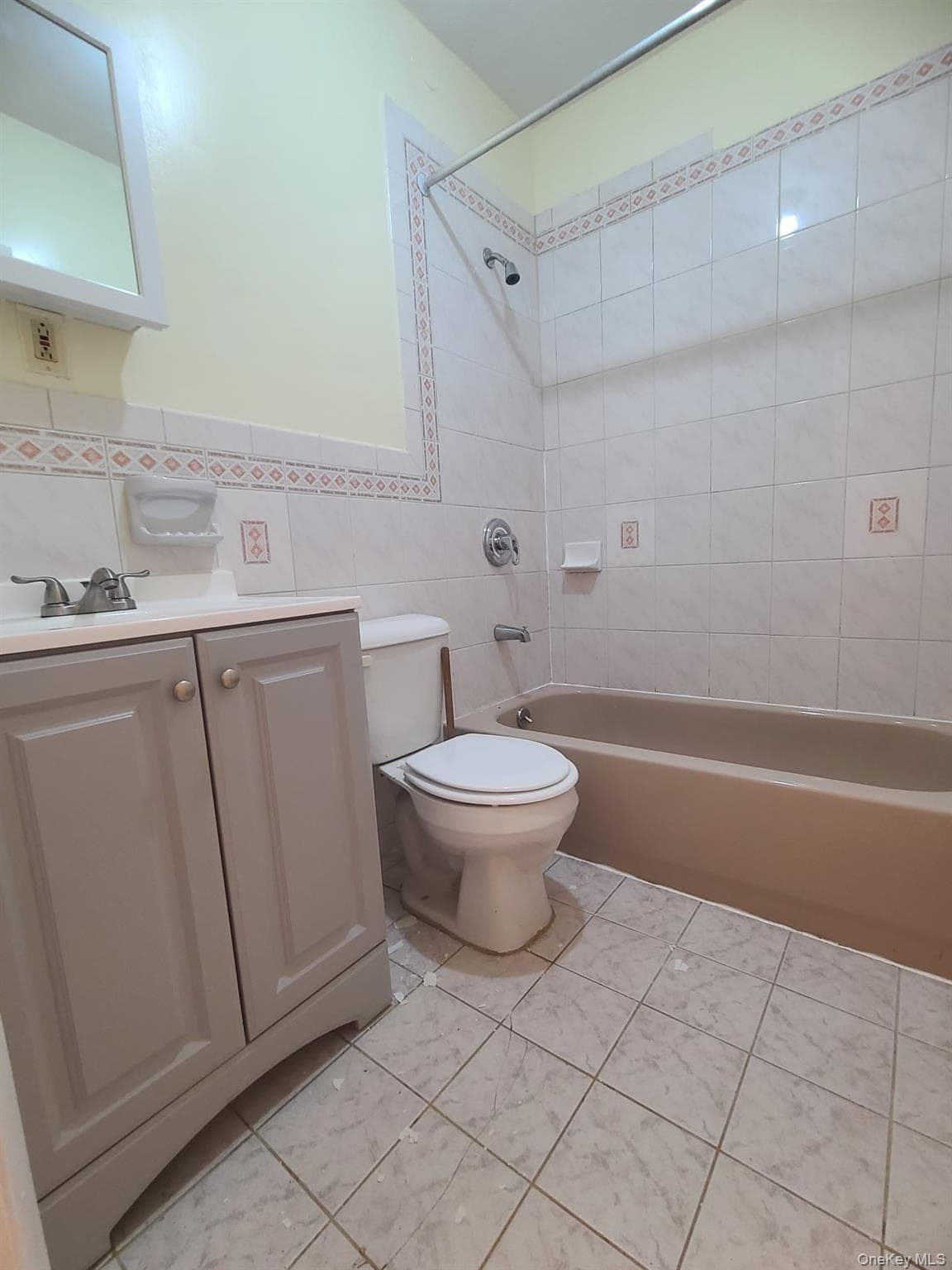 404 E 21st Street thumbnail 13
