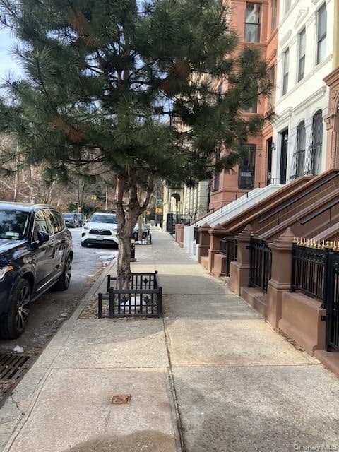 361 W 120th Street thumbnail 8