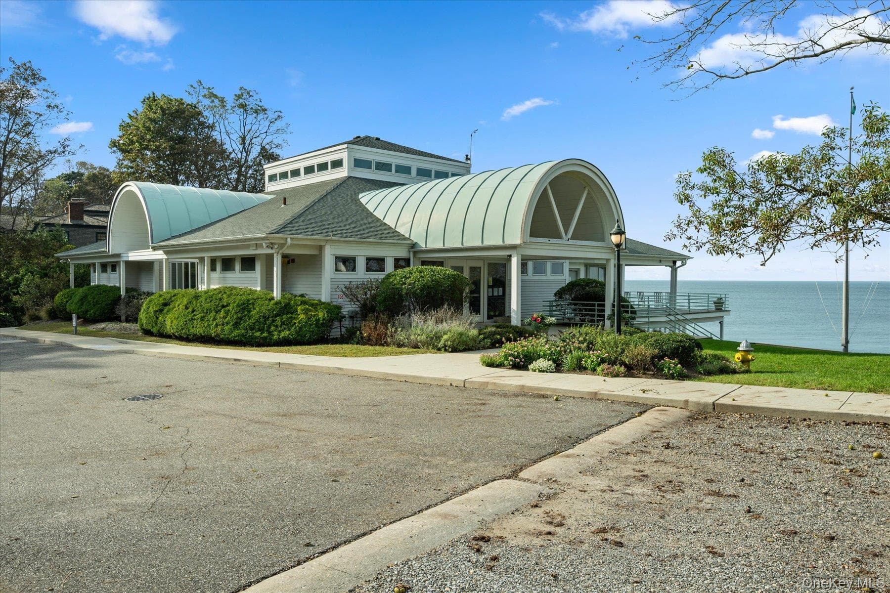 9 Circle Drive thumbnail 27