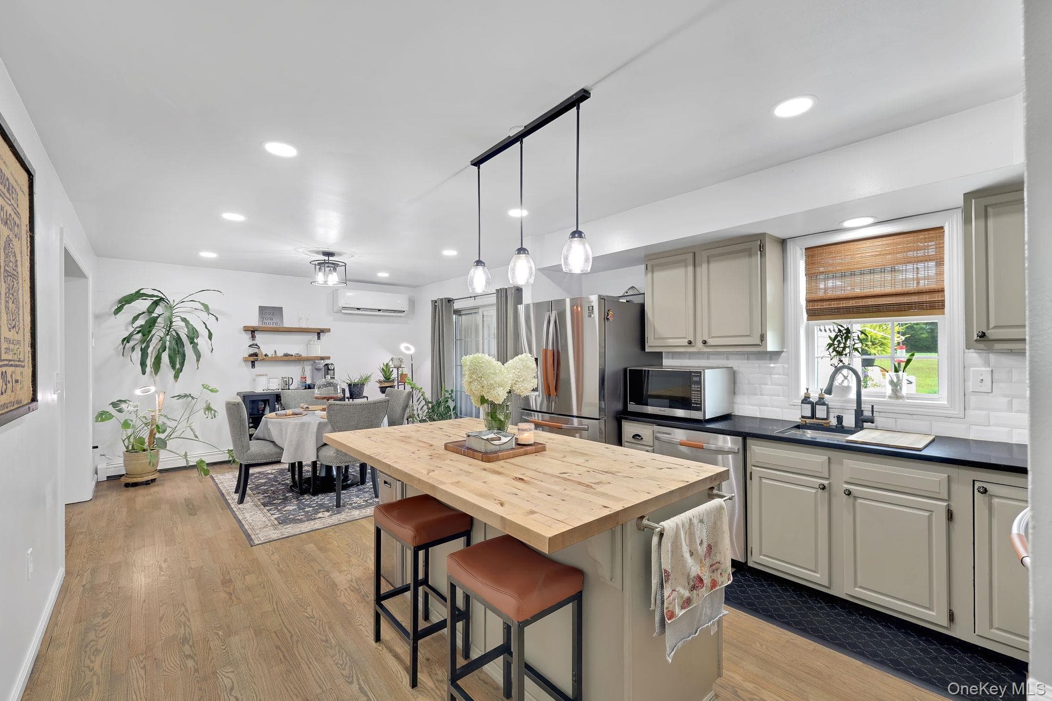 31 Mt Hope Avenue thumbnail 13
