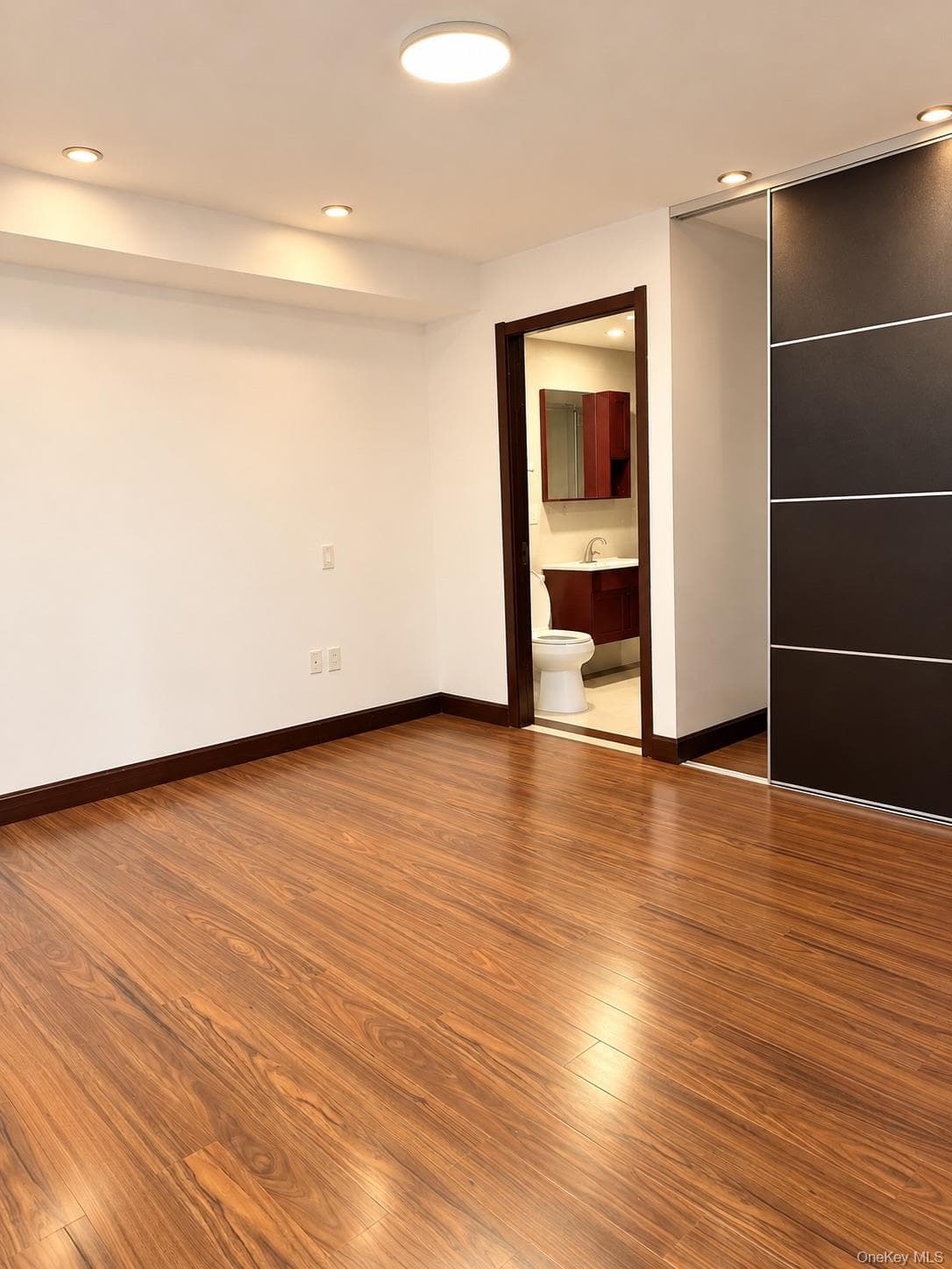 13229 Blossom Avenue Unit: 4G thumbnail 5