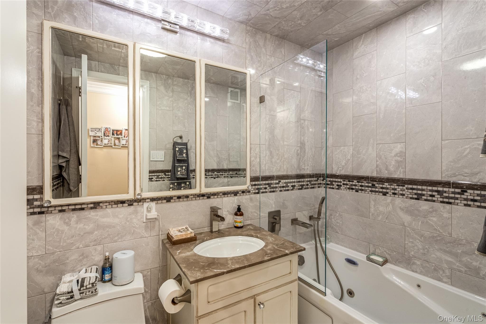 17-85 215th Street Unit: 4M thumbnail 22
