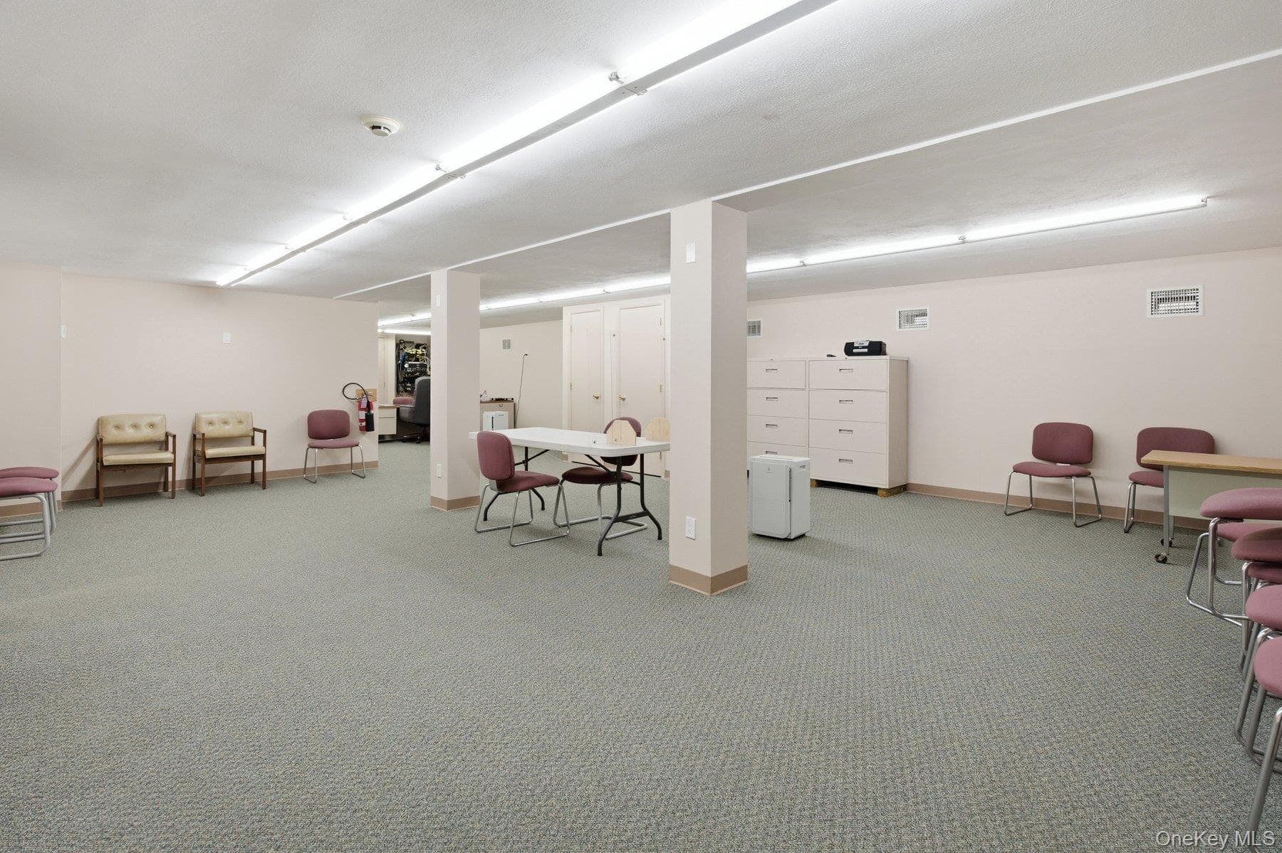 225 Howell Avenue thumbnail 16