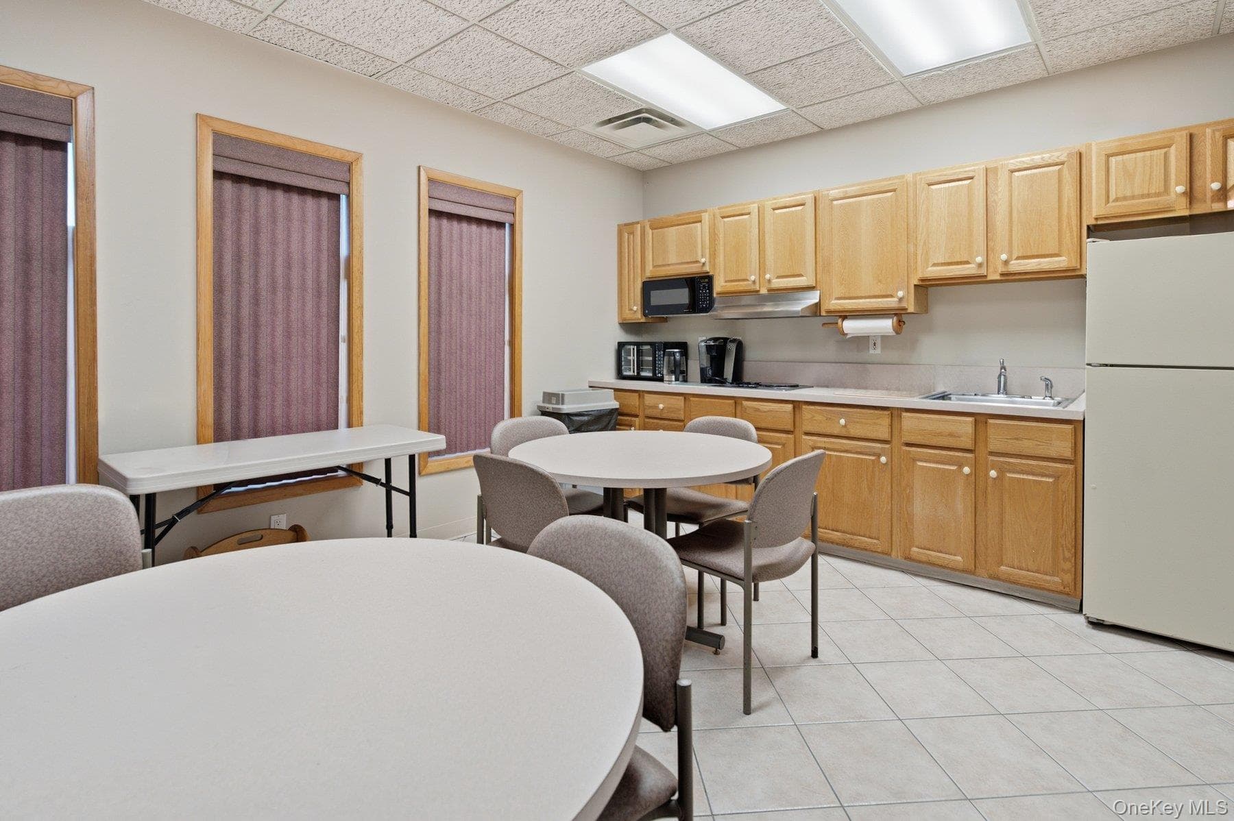 225 Howell Avenue thumbnail 15
