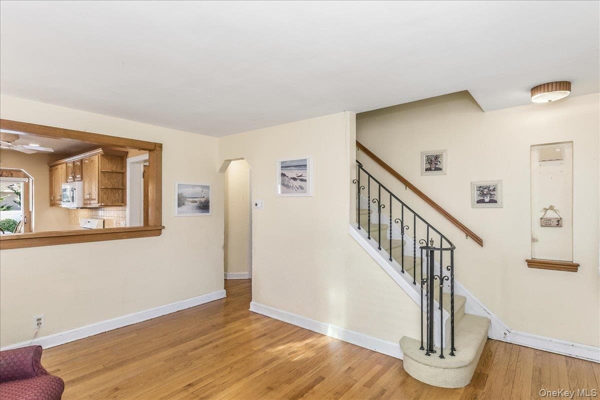 2527 Yorktown Street thumbnail 7