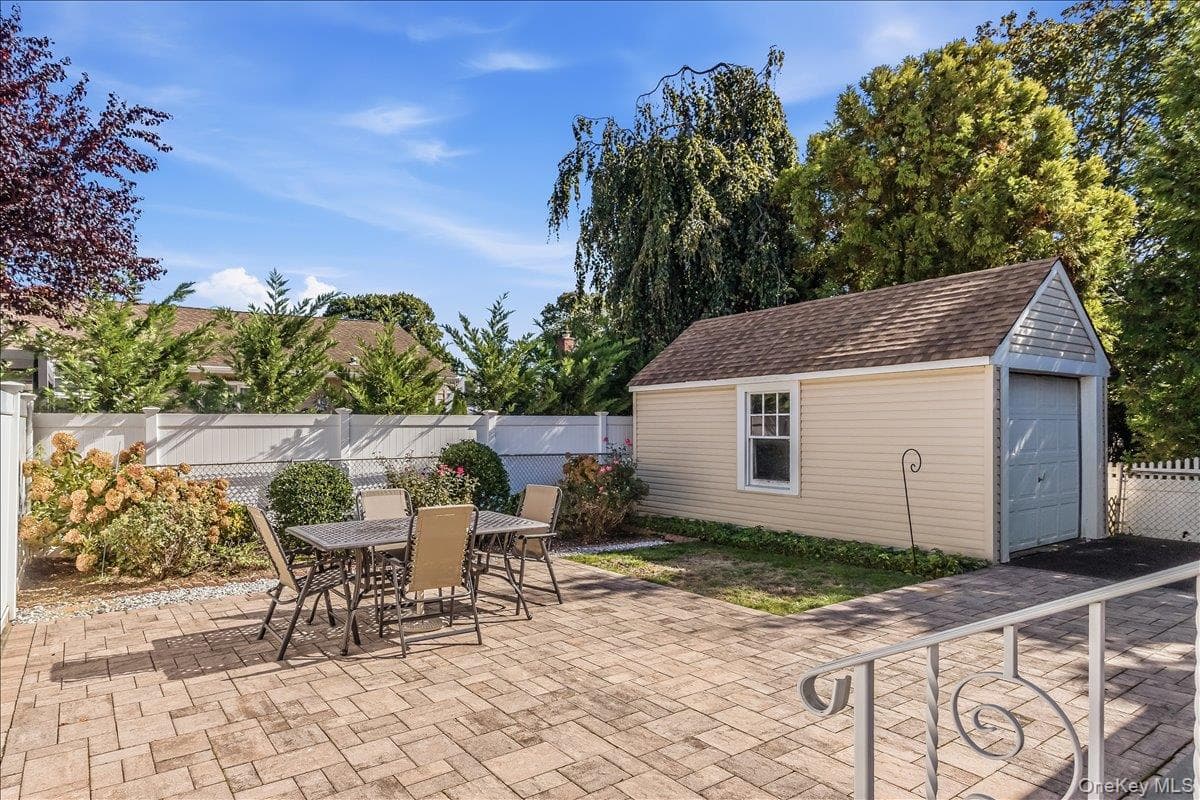 2527 Yorktown Street thumbnail 33