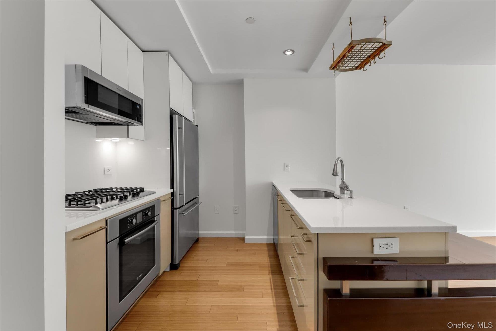 2415 Queens Plaza Unit: 6B thumbnail 11