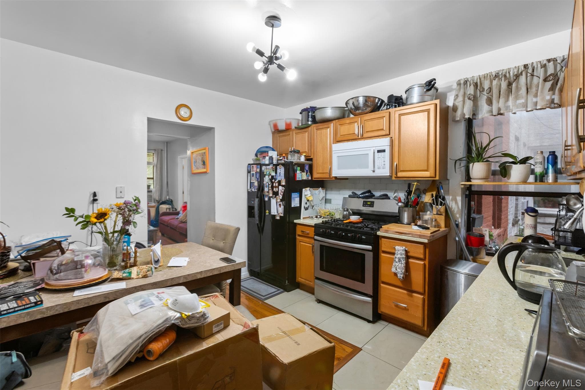 350 E 51st Street thumbnail 3
