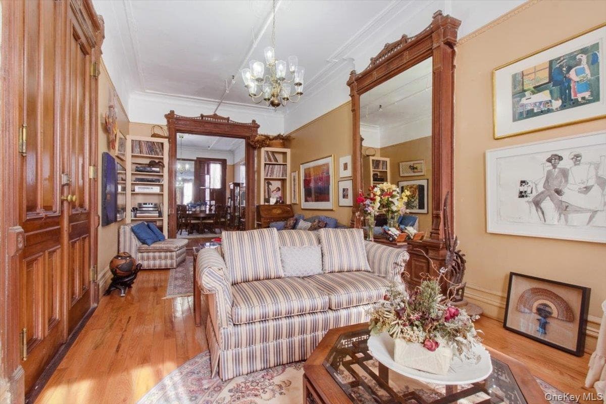 107 W 131st Street thumbnail 7