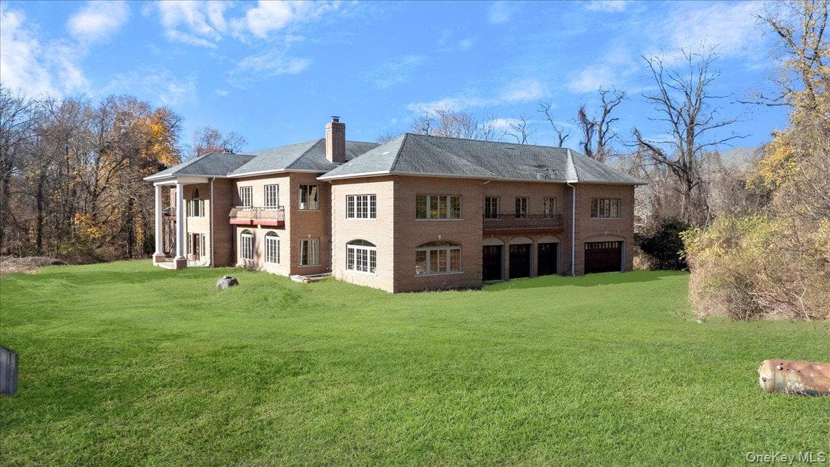 1 Penny Pond Court thumbnail 2