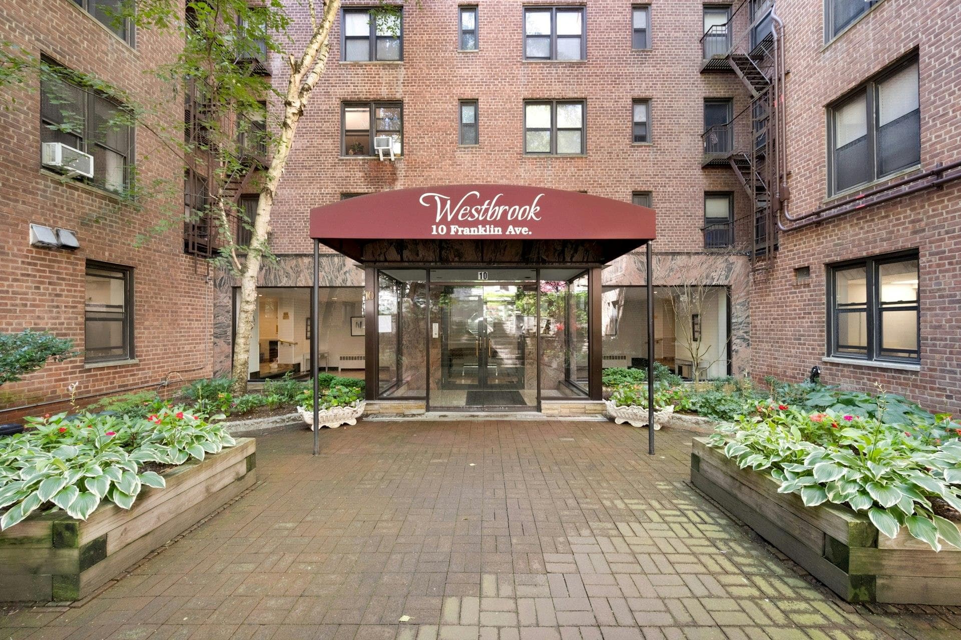 10 Franklin Avenue Unit: 6J photo 1