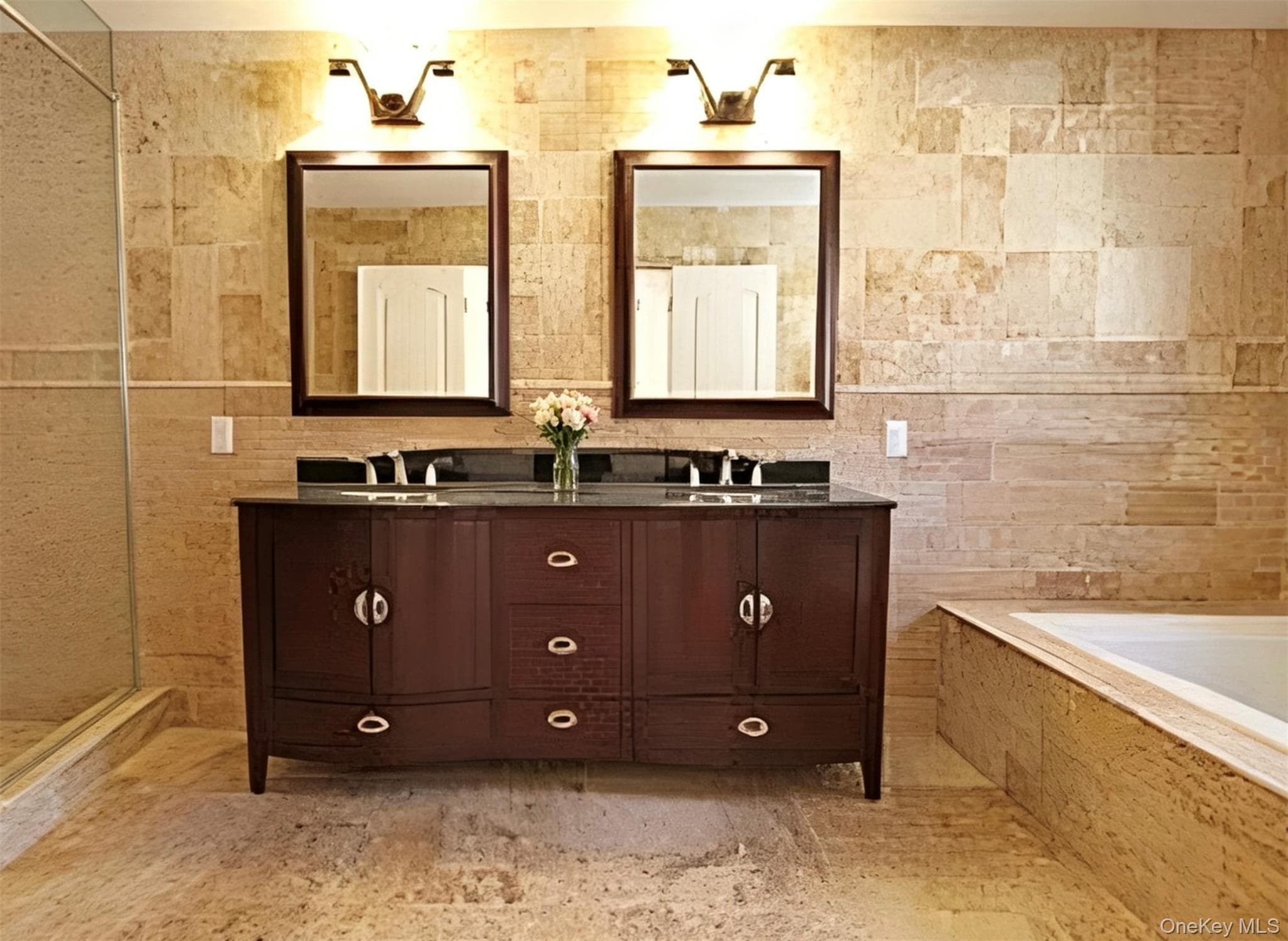 245 Harbor Hill Road thumbnail 22