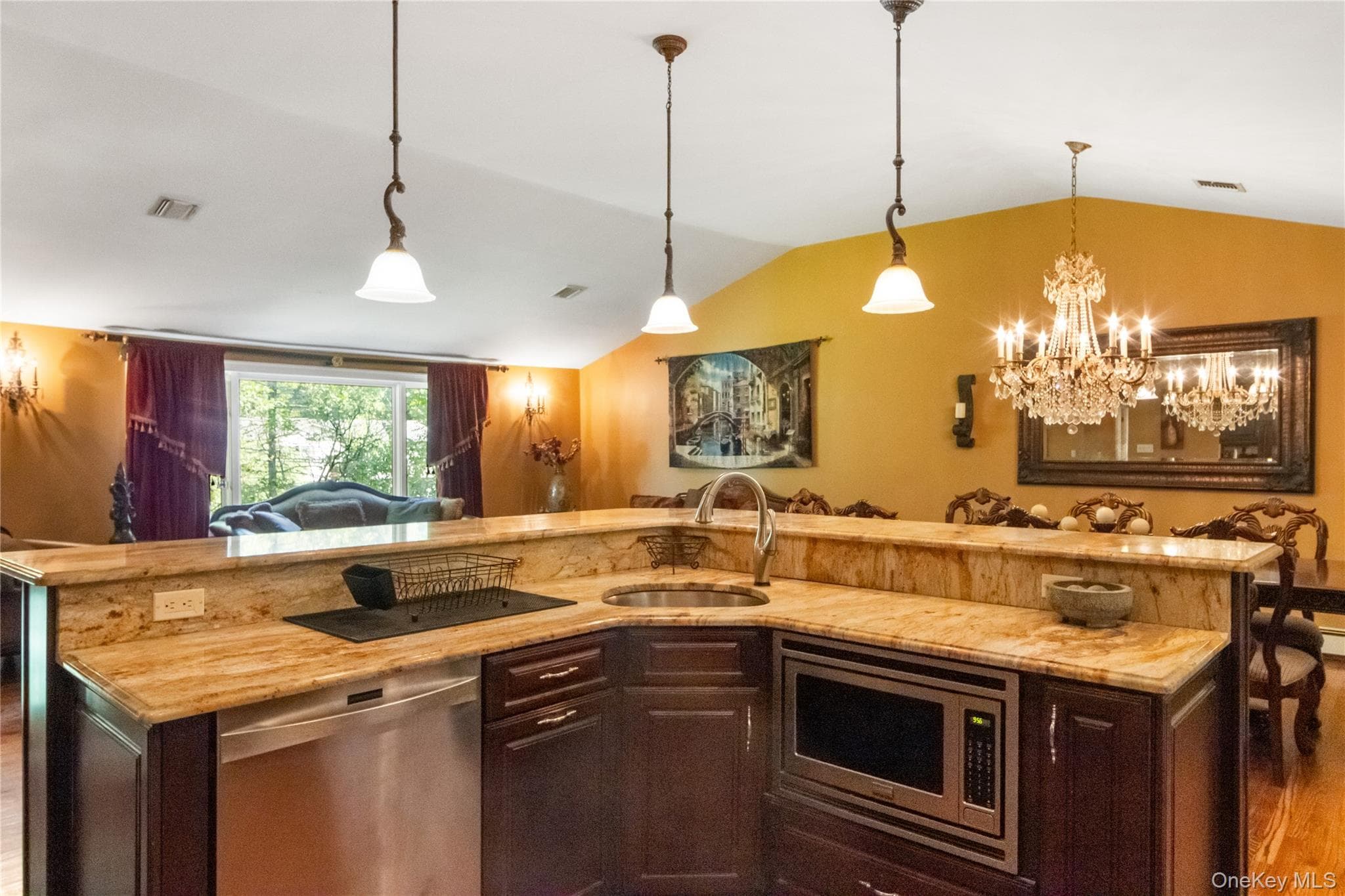 270 Bardonia Road thumbnail 9