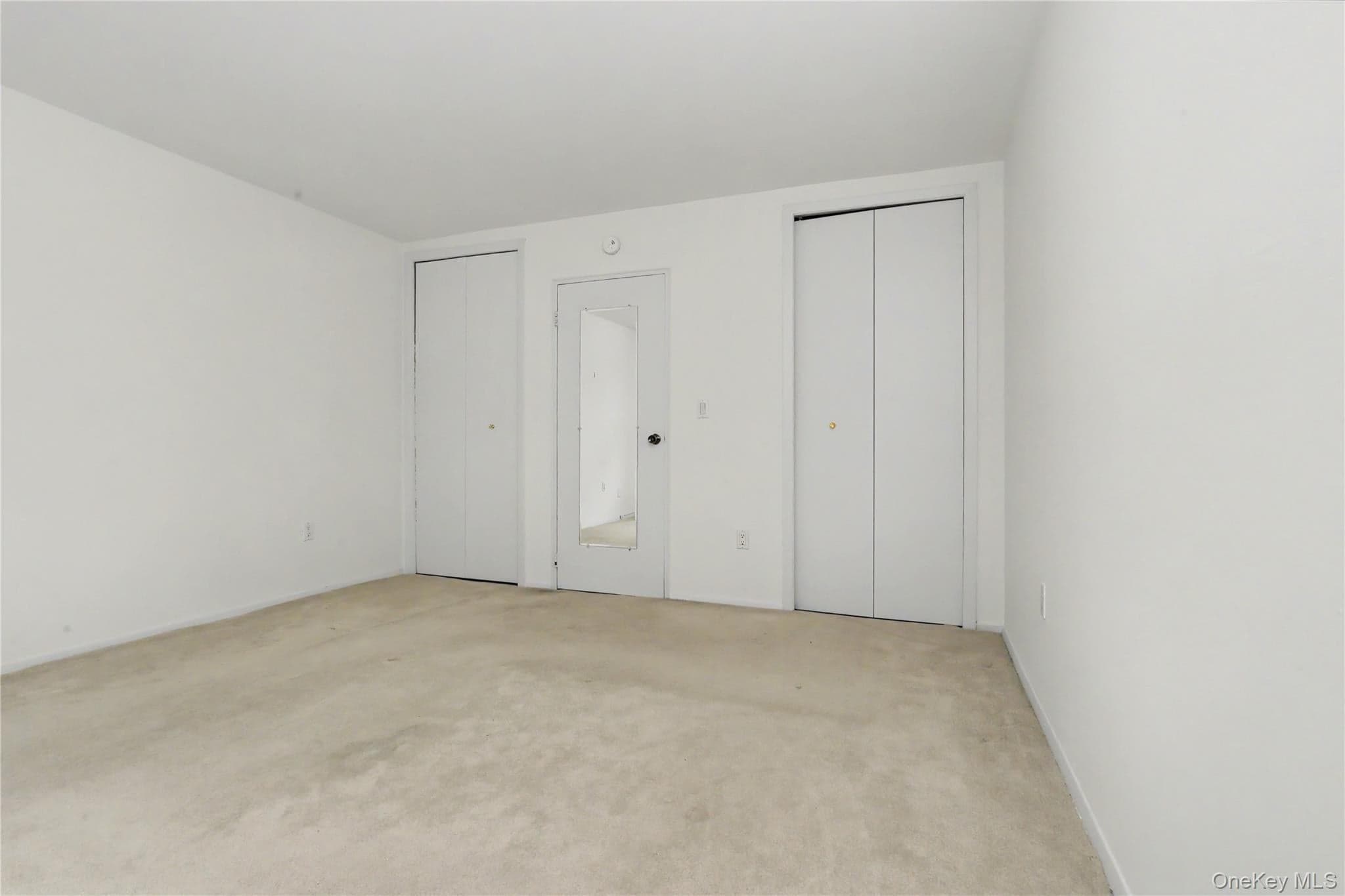 60 Barker ST Unit: 323 thumbnail 8