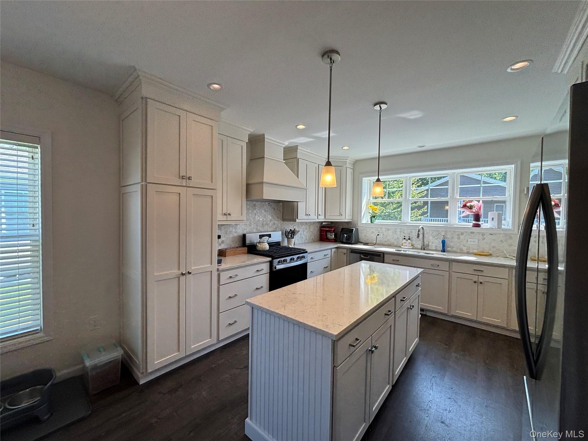 1661 Old Country Road Unit: 563 thumbnail 14
