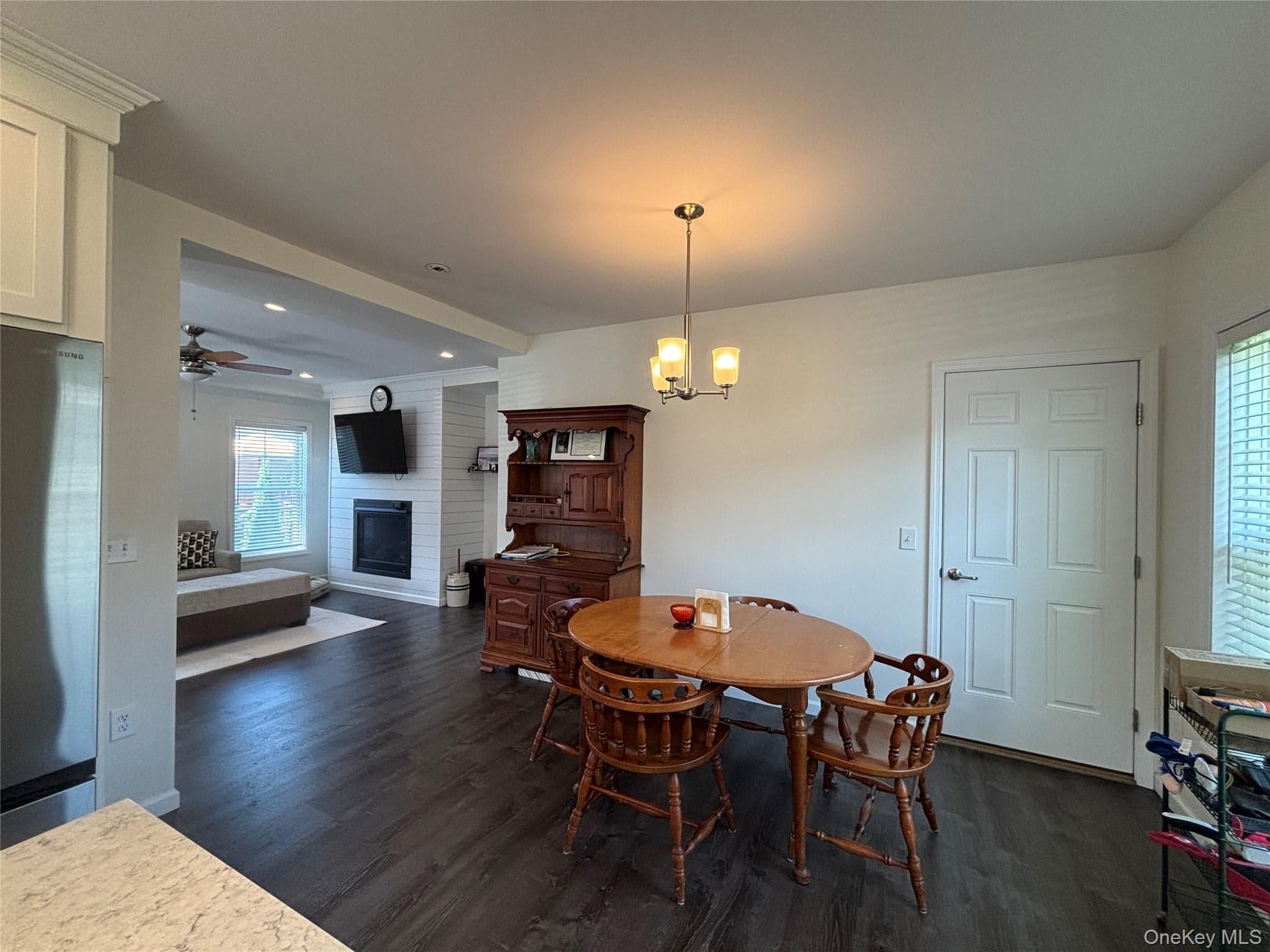 1661 Old Country Road Unit: 563 thumbnail 15