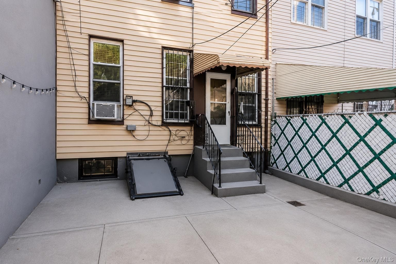 554 Central Avenue thumbnail 13
