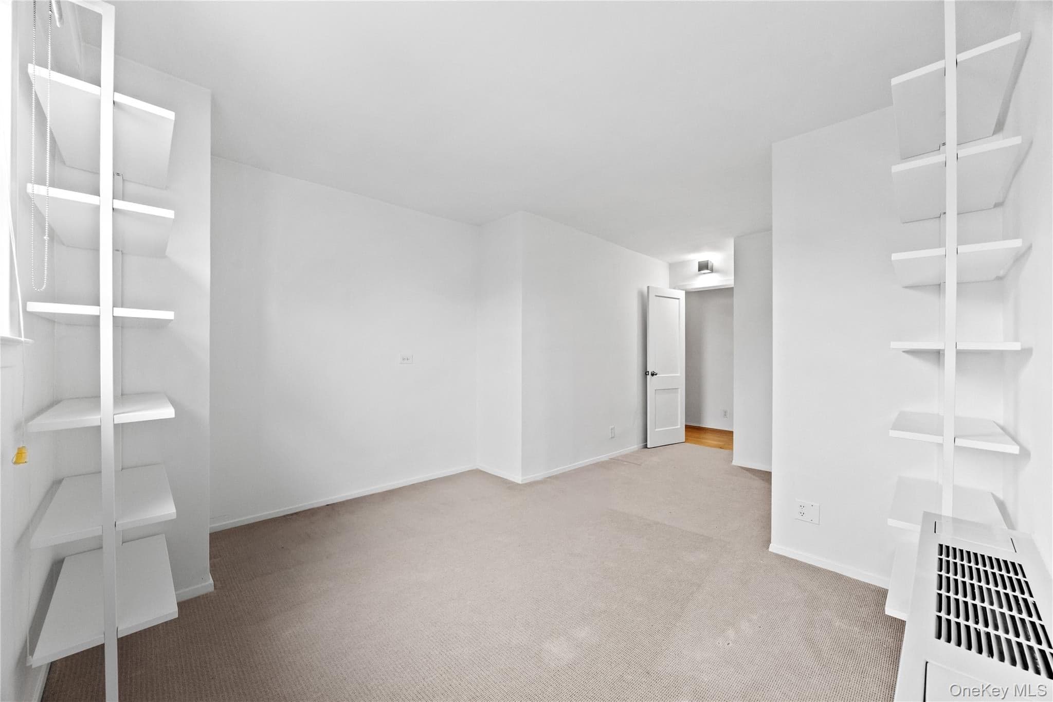 201 E 28th Street Unit: 16AB thumbnail 18