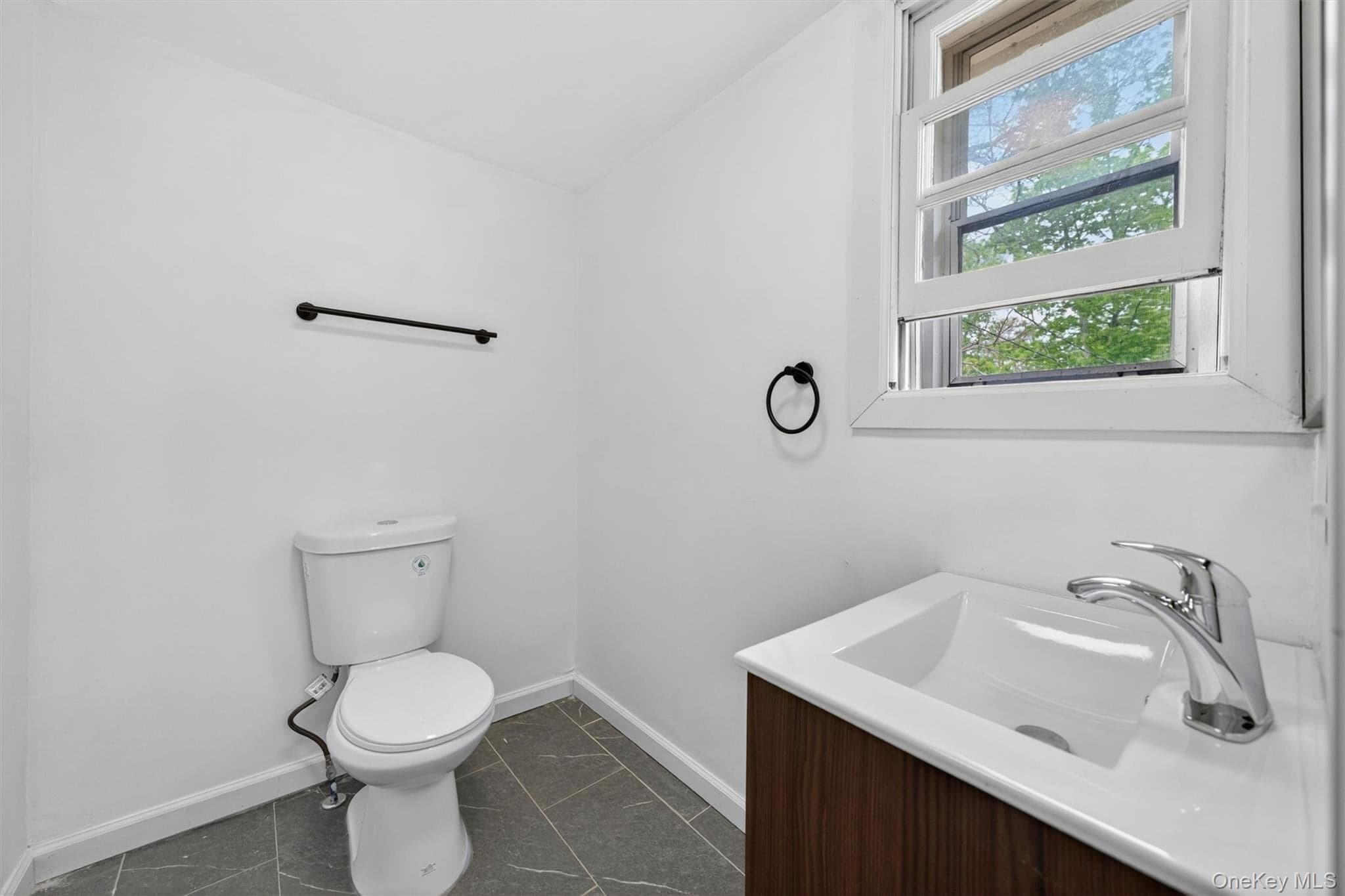 48-50 Horseshoe Lake Road thumbnail 11